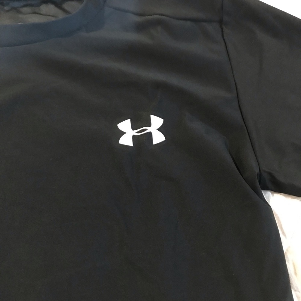 🏈 Under Armour Heat Gear Short Sleeve